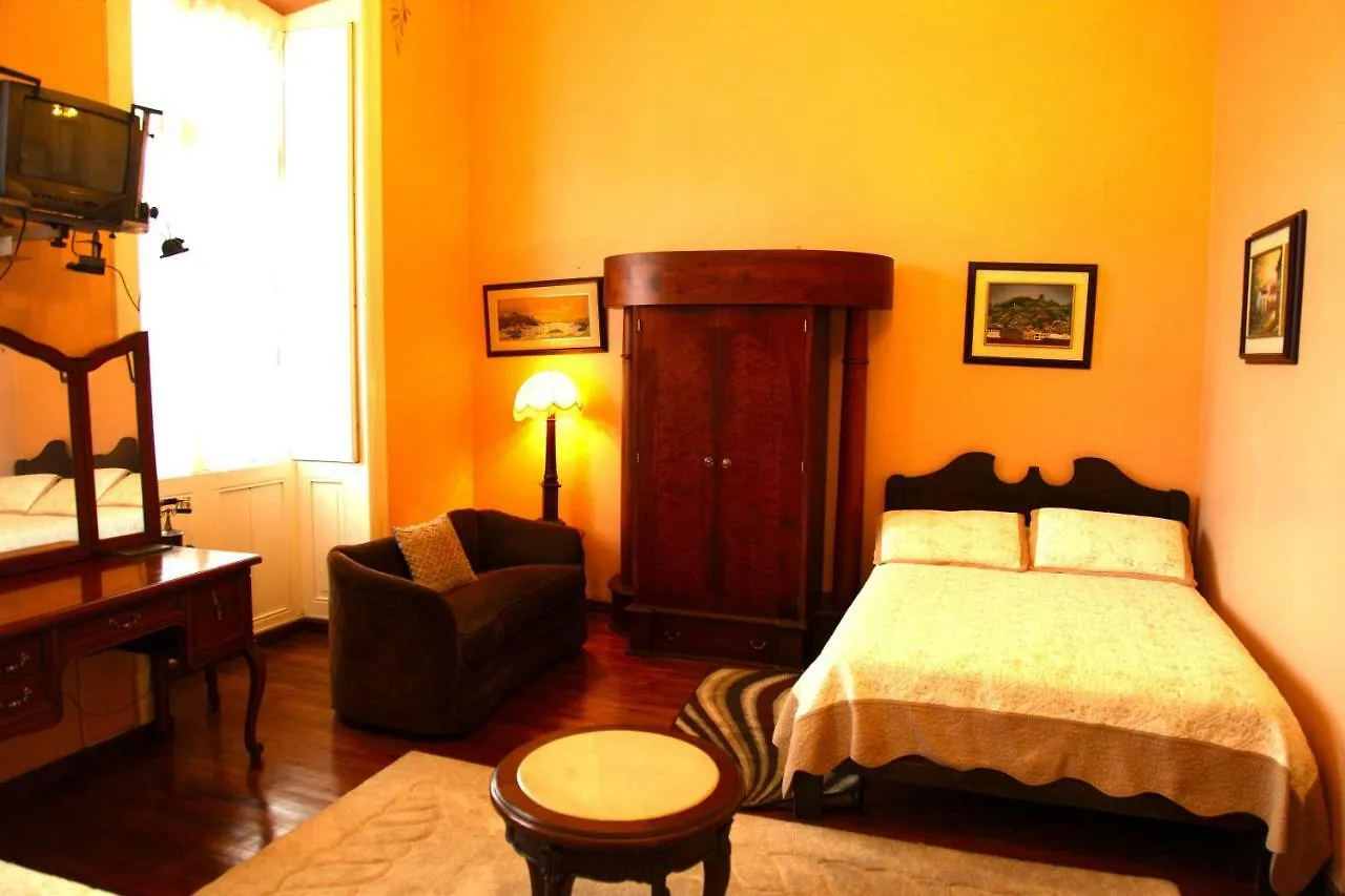 Hotel Posada Colonial 基多